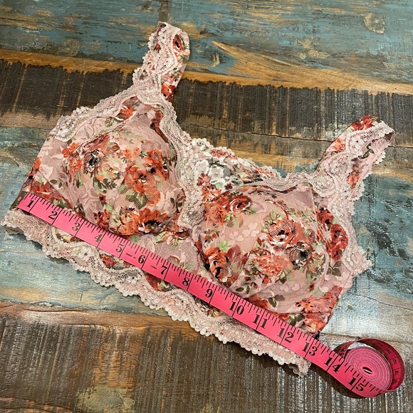 Y2K Japanese Floral Lace Bralette EUC - Picture 10 of 15